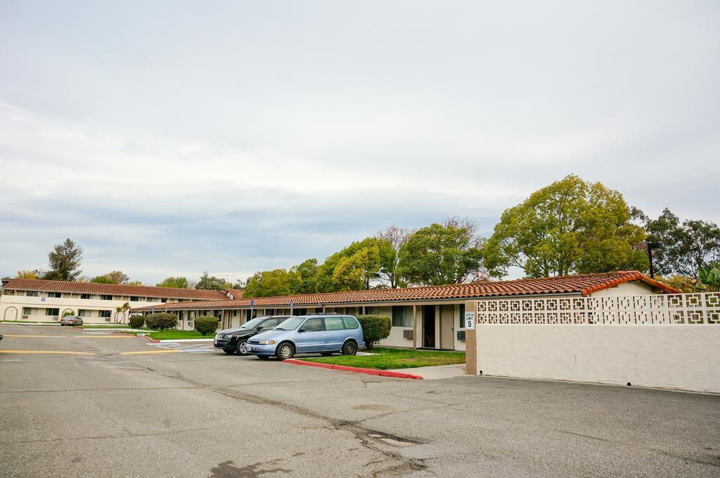 EZ 8 Motel San Jose II Exterior foto