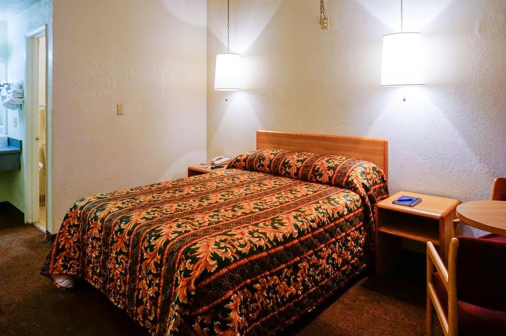 EZ 8 Motel San Jose II Zimmer foto